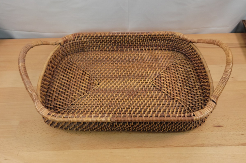 Pampered Chef Wicker Casserole Serving Tray 16x11 Inch Woven Selections